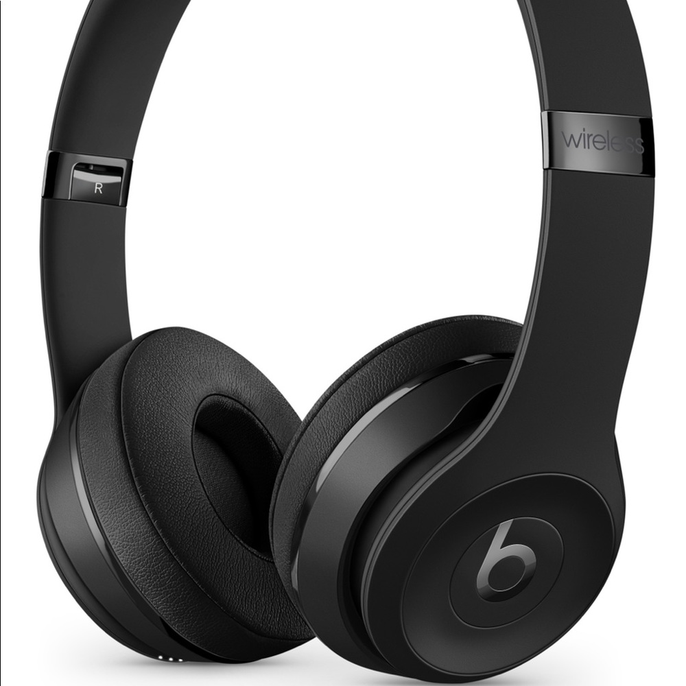 BEATS SOLO3 HEADPHONES 🖤